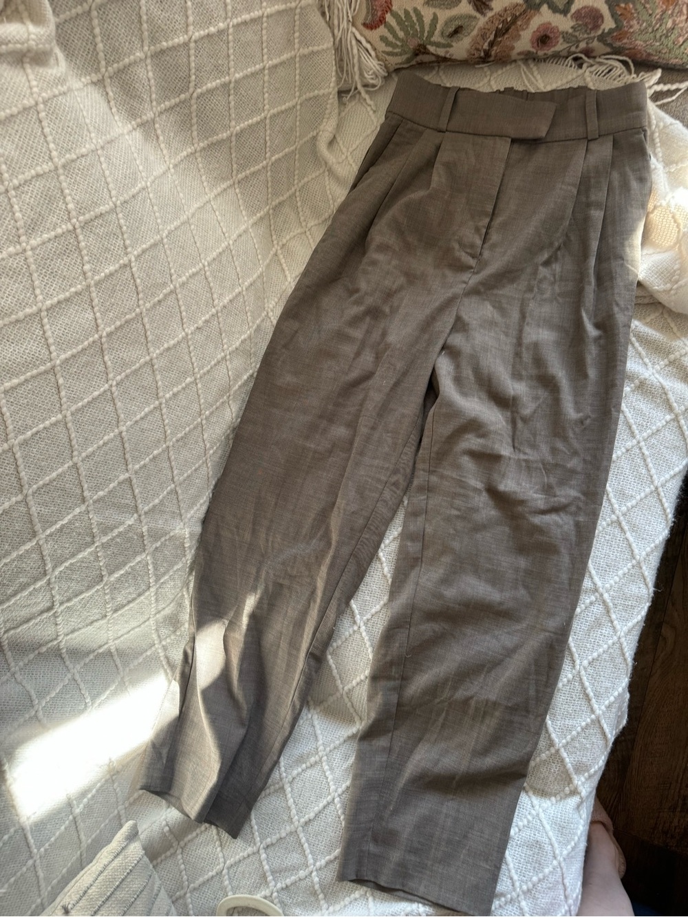 H&M High-Waist Pleated Trousers in Taupe
